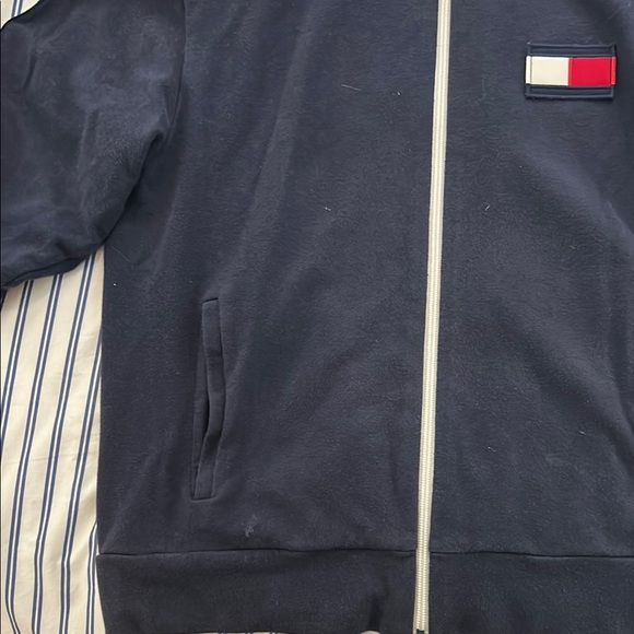 VTG Hilfiger Mockneck Jacket Navy Blue Embroidered Logo Spellout on Back - Picture 5 of 6